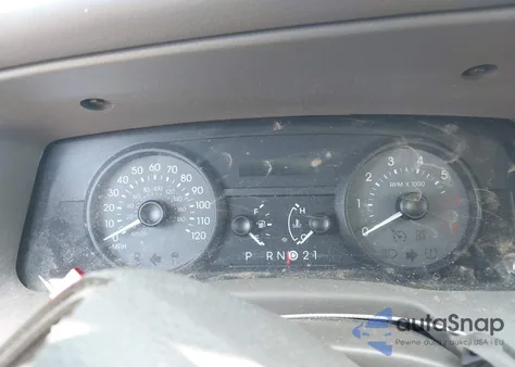 2008 Mercury Grand Marquis Gs z USA, uszkodzony, nr VIN 2MEFM74V18X618601